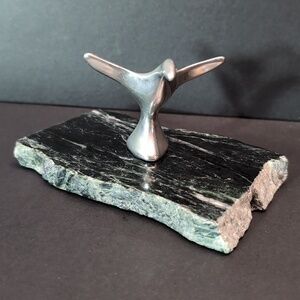 Vintage Hoselton Aluminum Canada Goose Sculpture/Figurine on Granite Base.